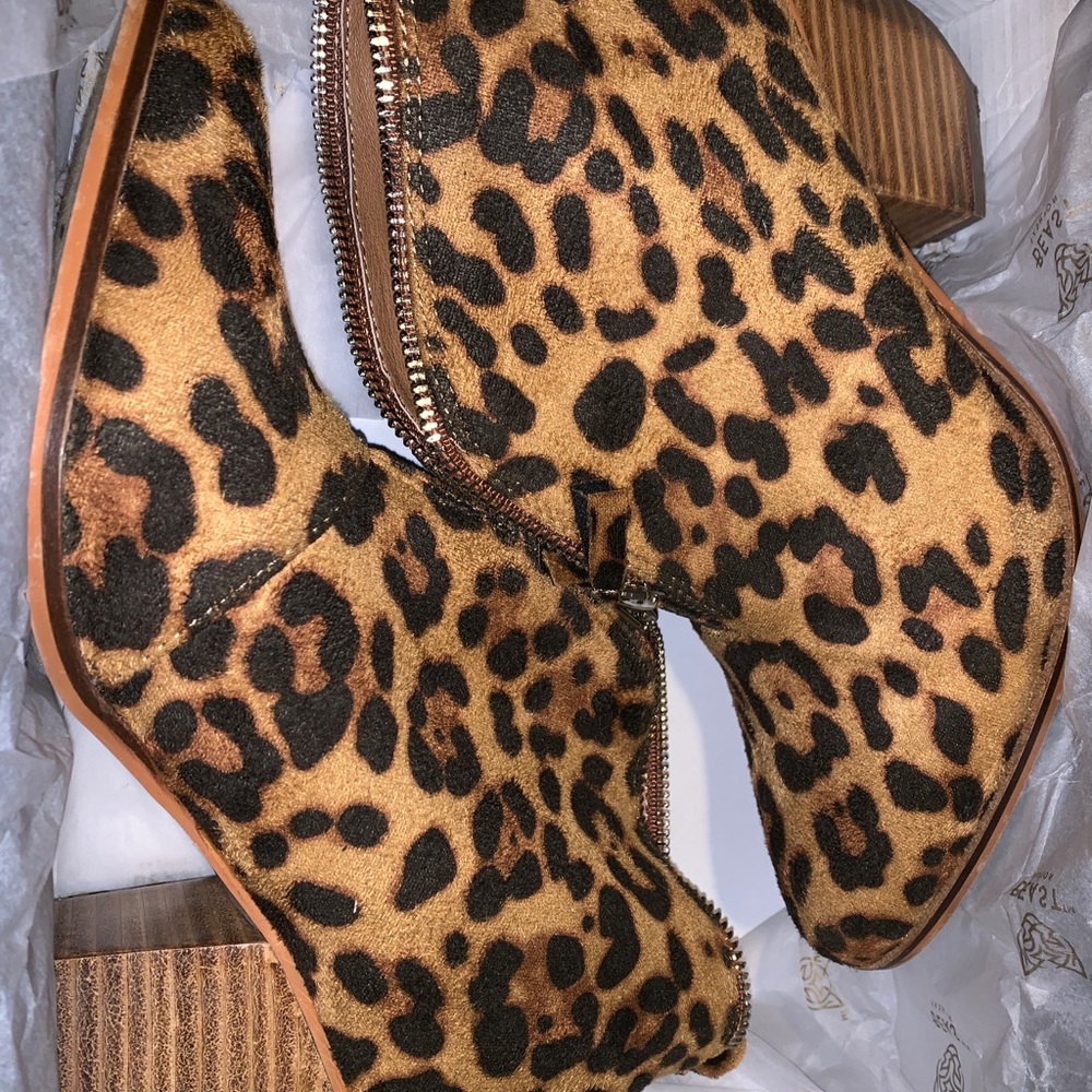 Beast Fashion Leopard Suede Zipper Booties